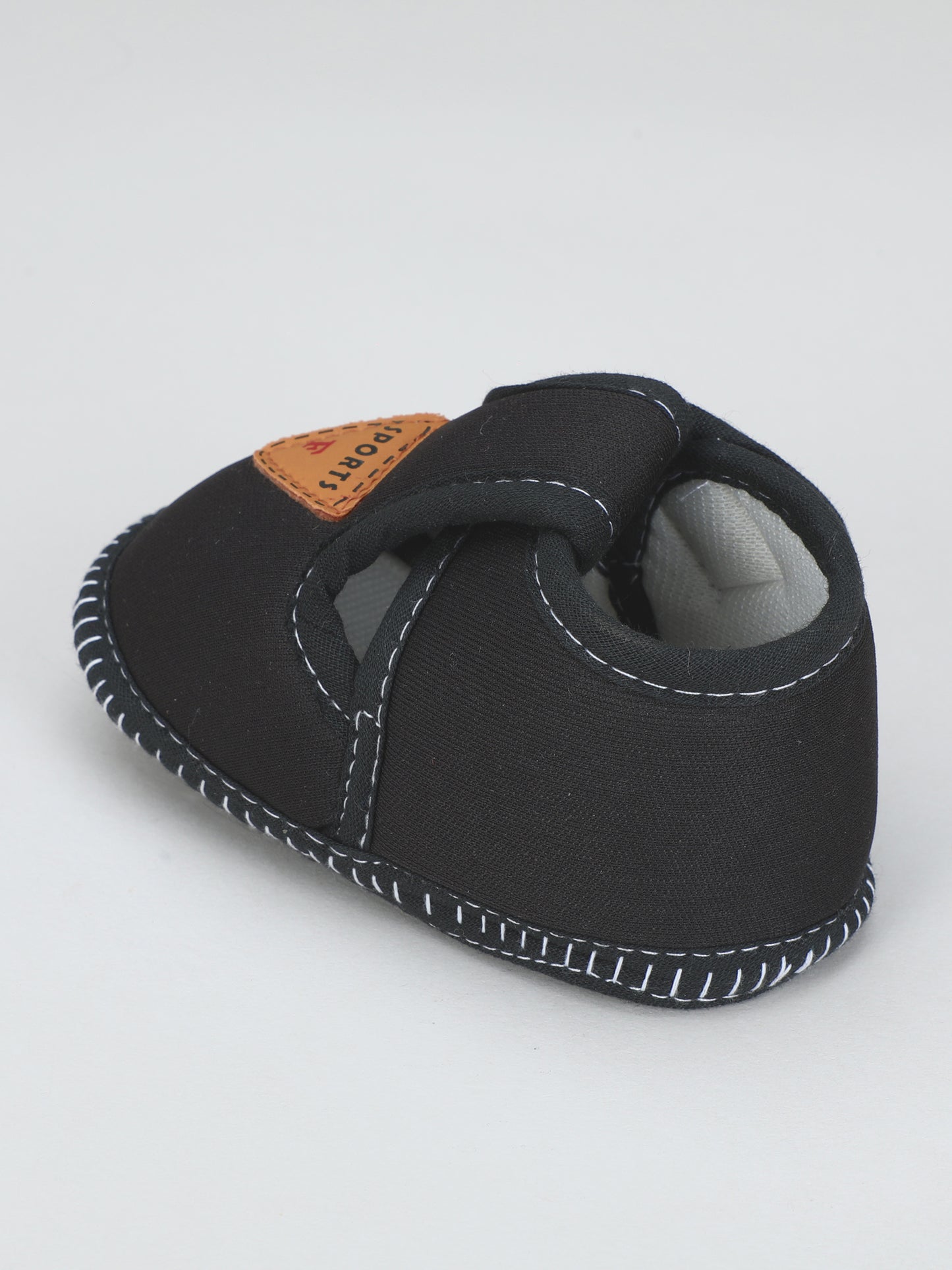 Butter Fly Sandal ā Adorable Soft Sandals with Butterfly Charm for Babies