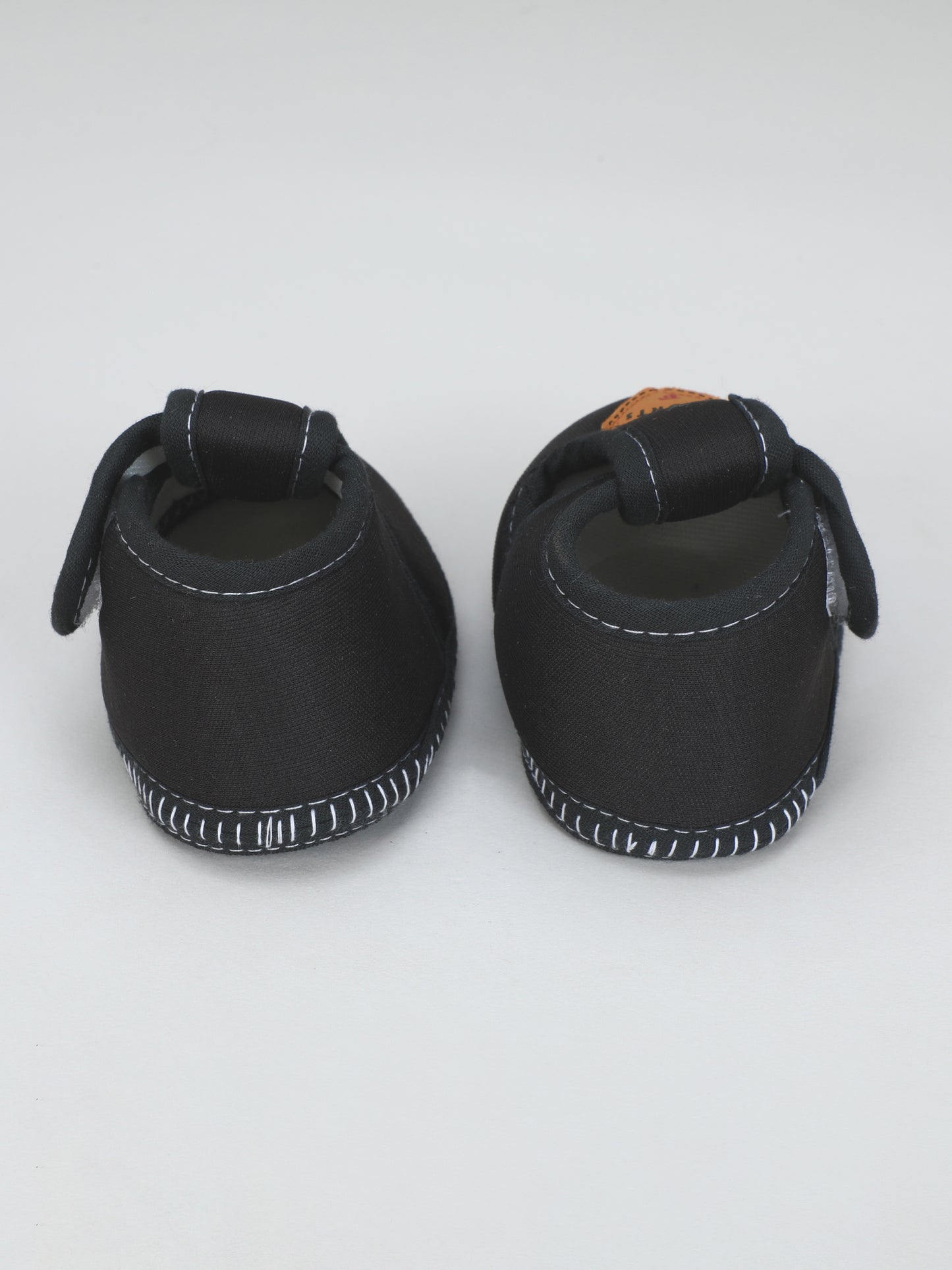 Butter Fly Sandal ā Adorable Soft Sandals with Butterfly Charm for Babies