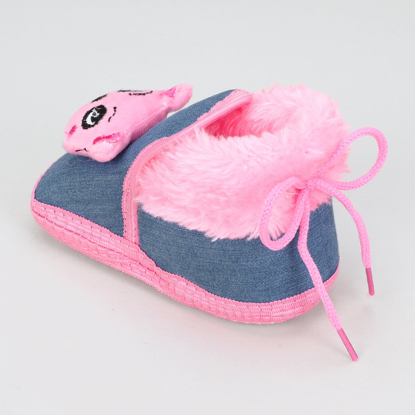 Denim Fur – Trendy & Warm Baby Booties in Denim Style