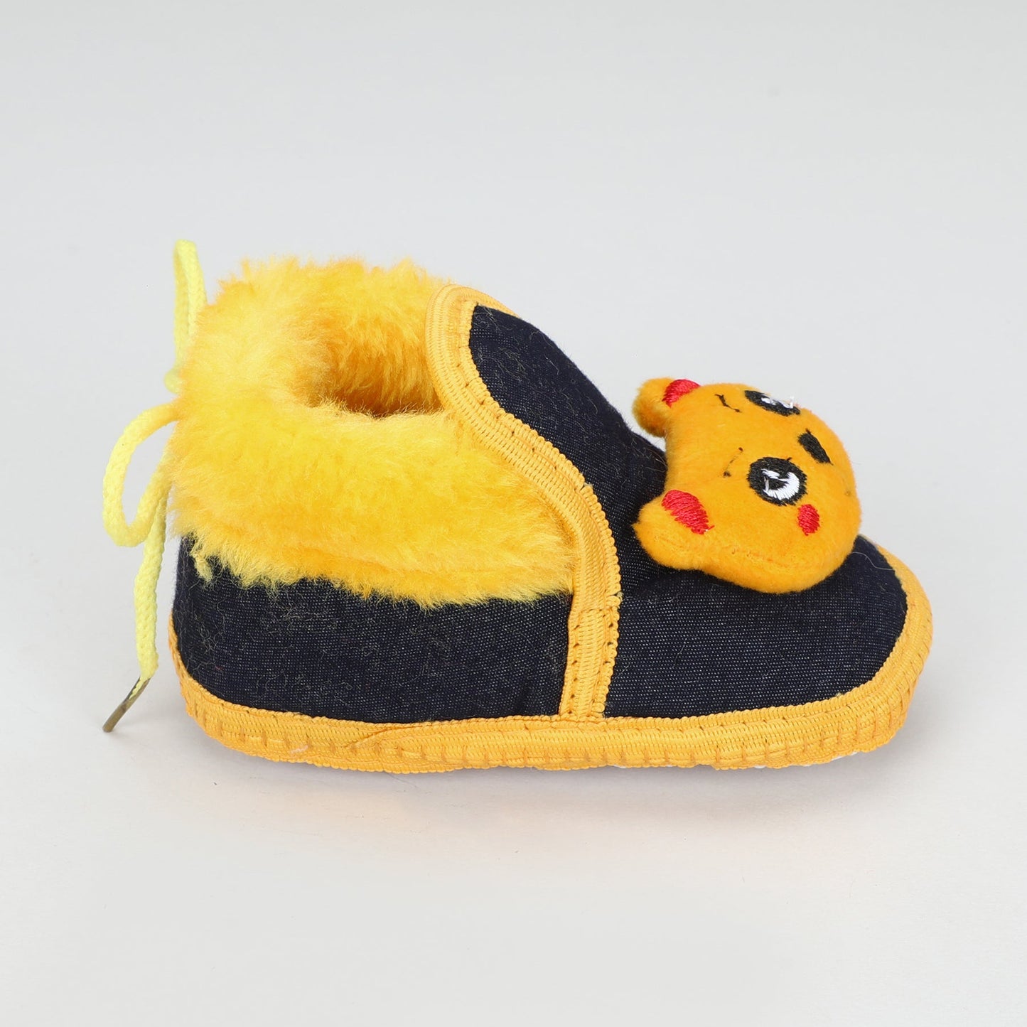 Denim Fur – Trendy & Warm Baby Booties in Denim Style