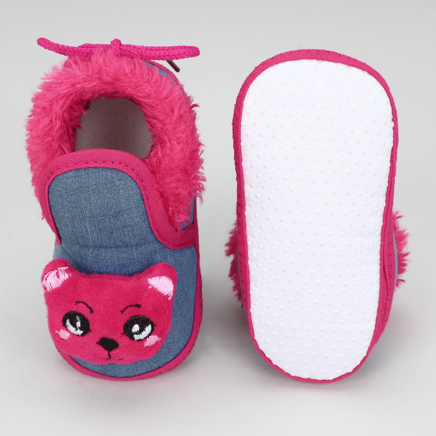 Denim Fur – Trendy & Warm Baby Booties in Denim Style