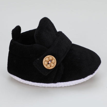 Fantastic First Steps – Soft & Stylish Baby Booties