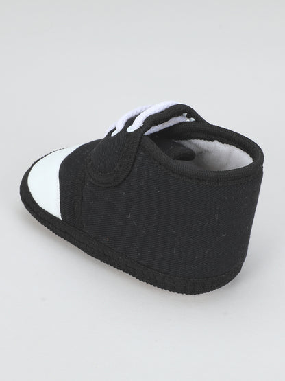 Premium Booties – Luxurious Comfort for Baby Feet