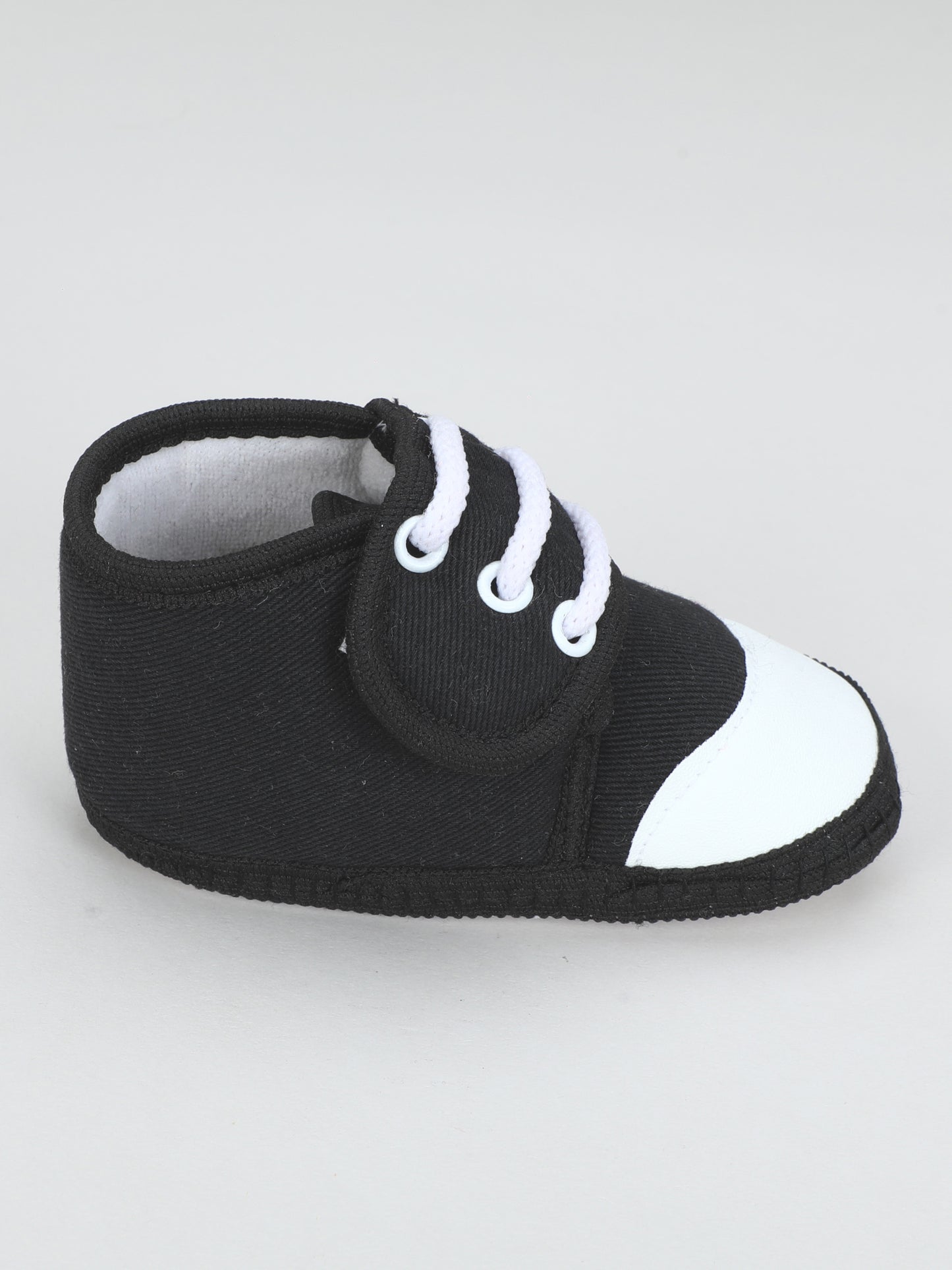 Premium Booties – Luxurious Comfort for Baby Feet