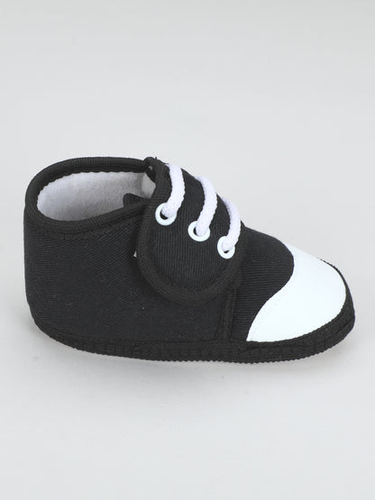 Premium Booties – Luxurious Comfort for Baby Feet