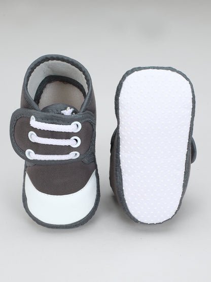 Premium Booties – Luxurious Comfort for Baby Feet