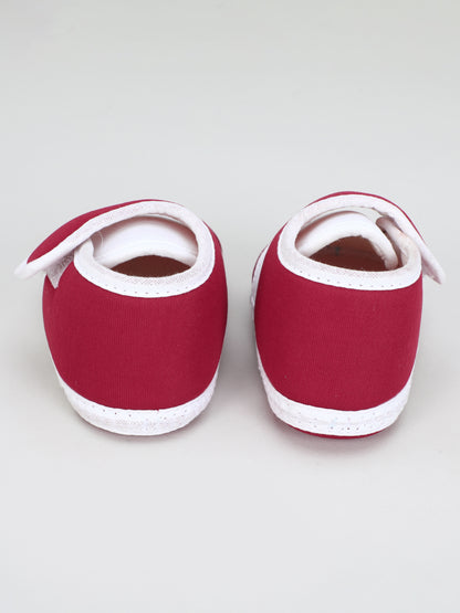 Tikly Welcrow Bukkal – Adjustable Baby Booties with Easy Fit