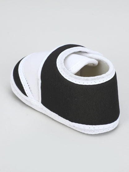 Tikly Welcrow Bukkal – Adjustable Baby Booties with Easy Fit