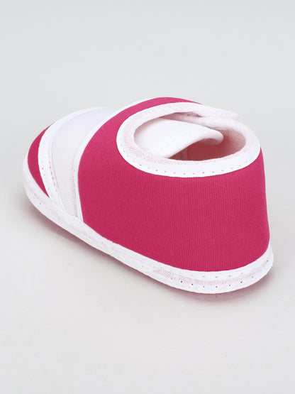 Tikly Welcrow Bukkal – Adjustable Baby Booties with Easy Fit