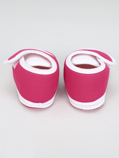 Tikly Welcrow Bukkal – Adjustable Baby Booties with Easy Fit