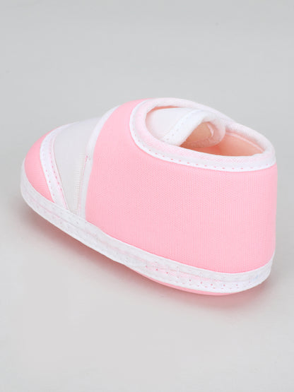 Tikly Welcrow Bukkal – Adjustable Baby Booties with Easy Fit