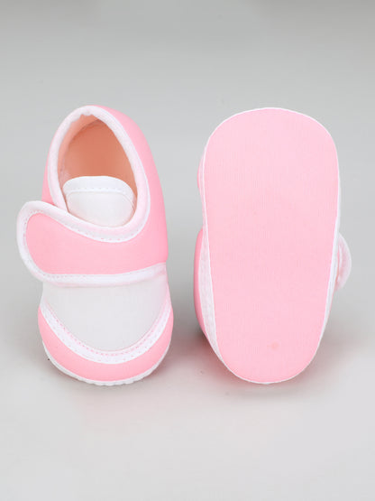 Tikly Welcrow Bukkal – Adjustable Baby Booties with Easy Fit