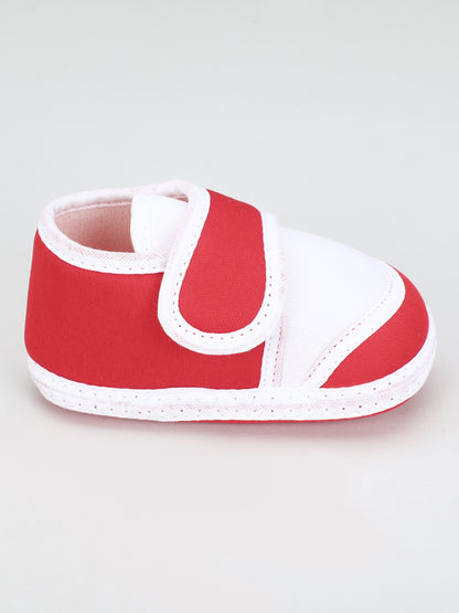 Tikly Welcrow Bukkal – Adjustable Baby Booties with Easy Fit