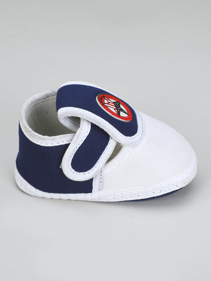 Reverse Welcrow Bukkal – Cozy Booties with Back Closure for Babies