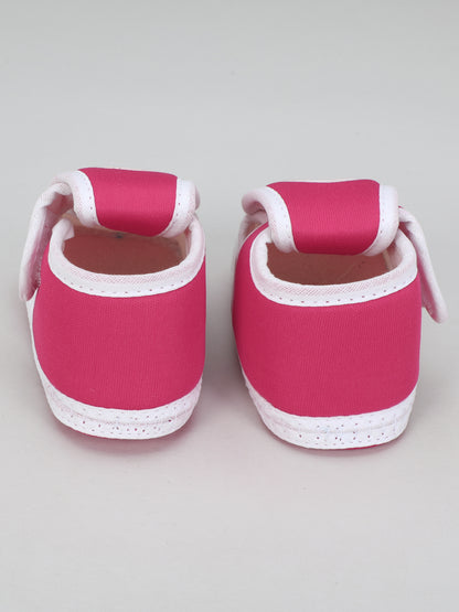Reverse Welcrow Bukkal – Cozy Booties with Back Closure for Babies