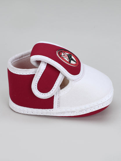 Reverse Welcrow Bukkal – Cozy Booties with Back Closure for Babies