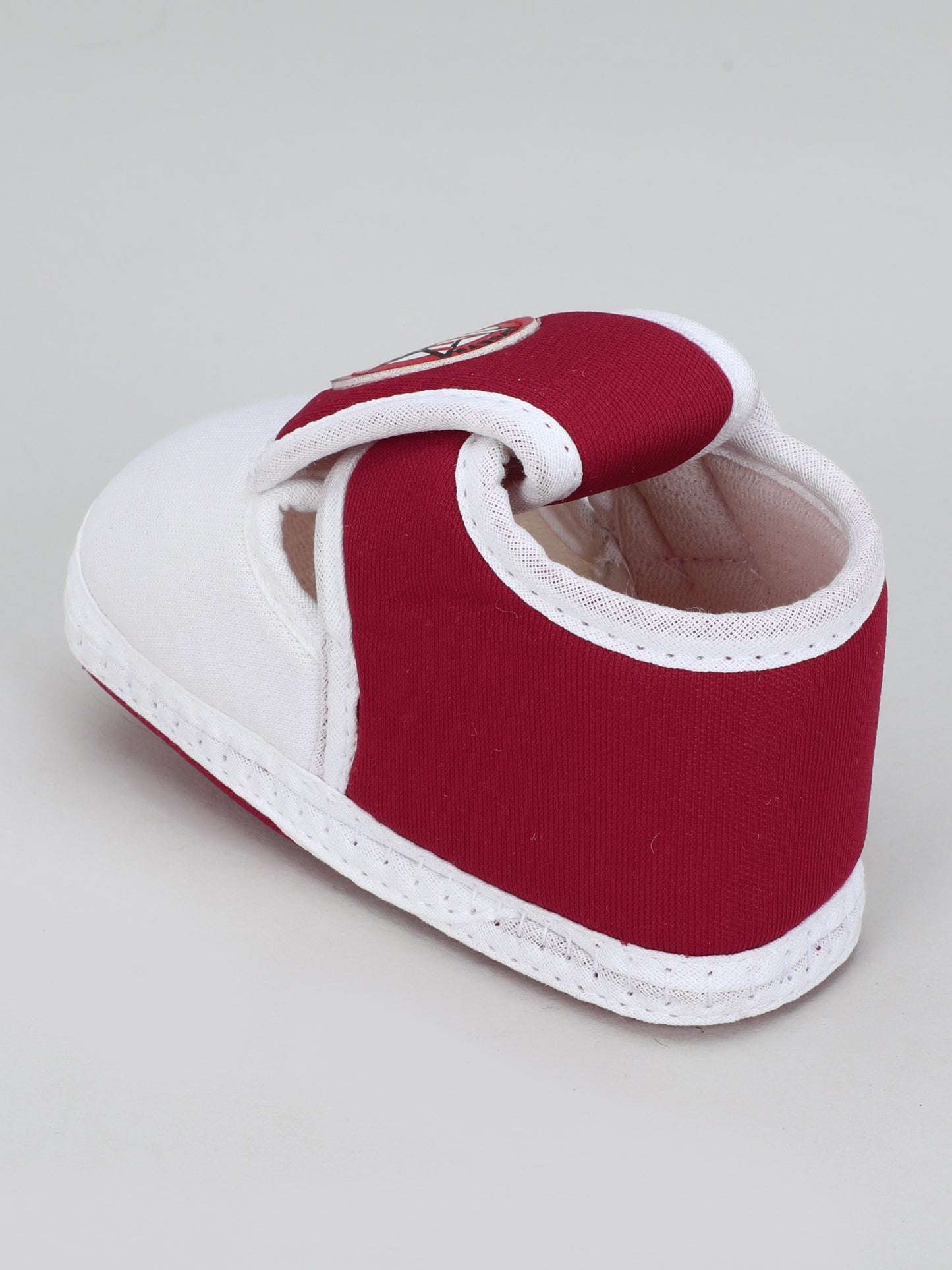 Reverse Welcrow Bukkal – Cozy Booties with Back Closure for Babies