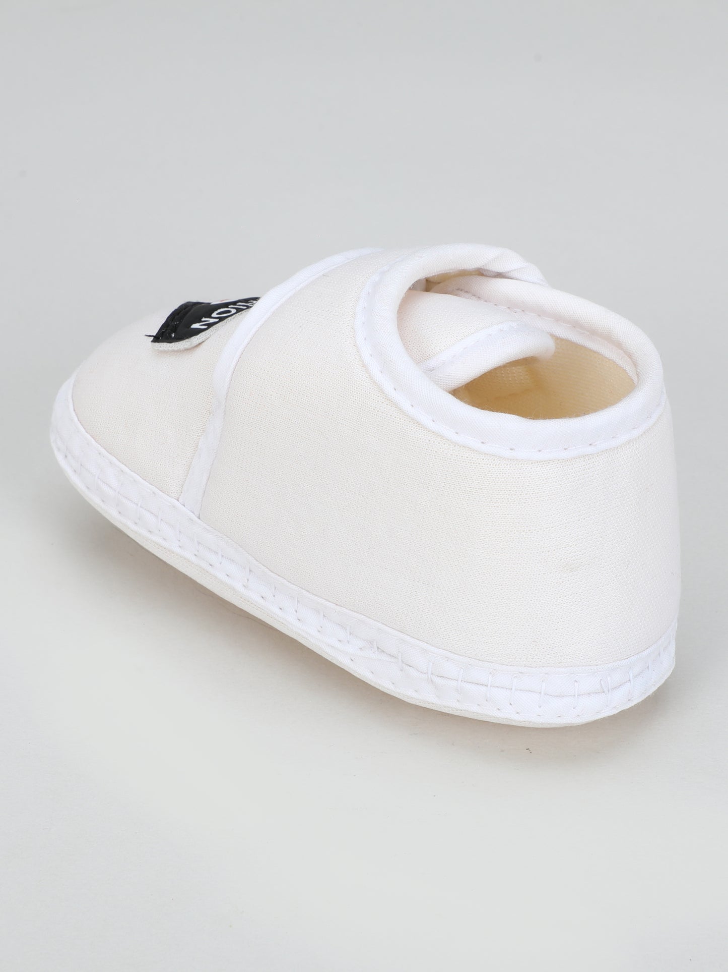 Welcrow Bukkal – Soft Booties for Easy Closure & Ultimate Comfort