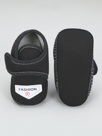 Welcrow Bukkal – Soft Booties for Easy Closure & Ultimate Comfort