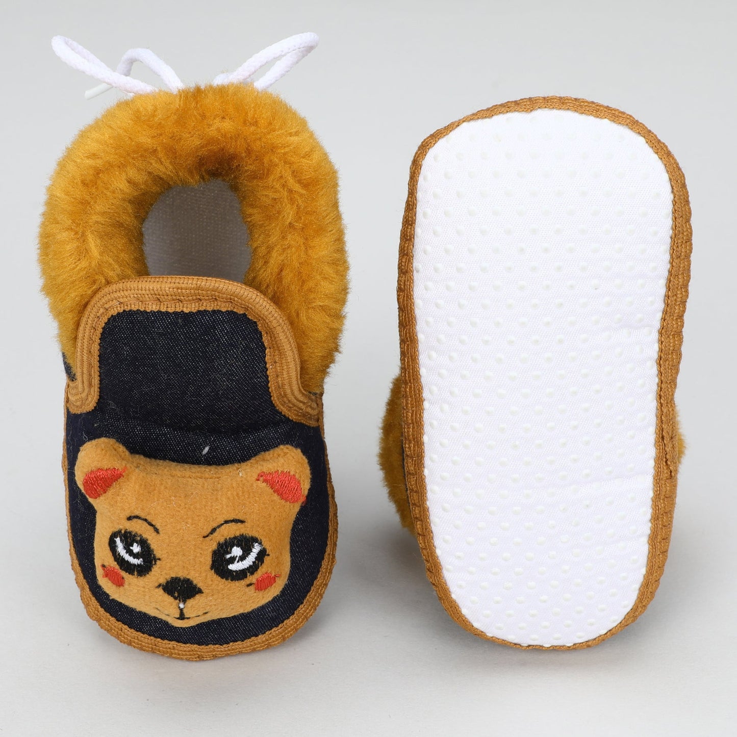 Denim Fur – Trendy & Warm Baby Booties in Denim Style