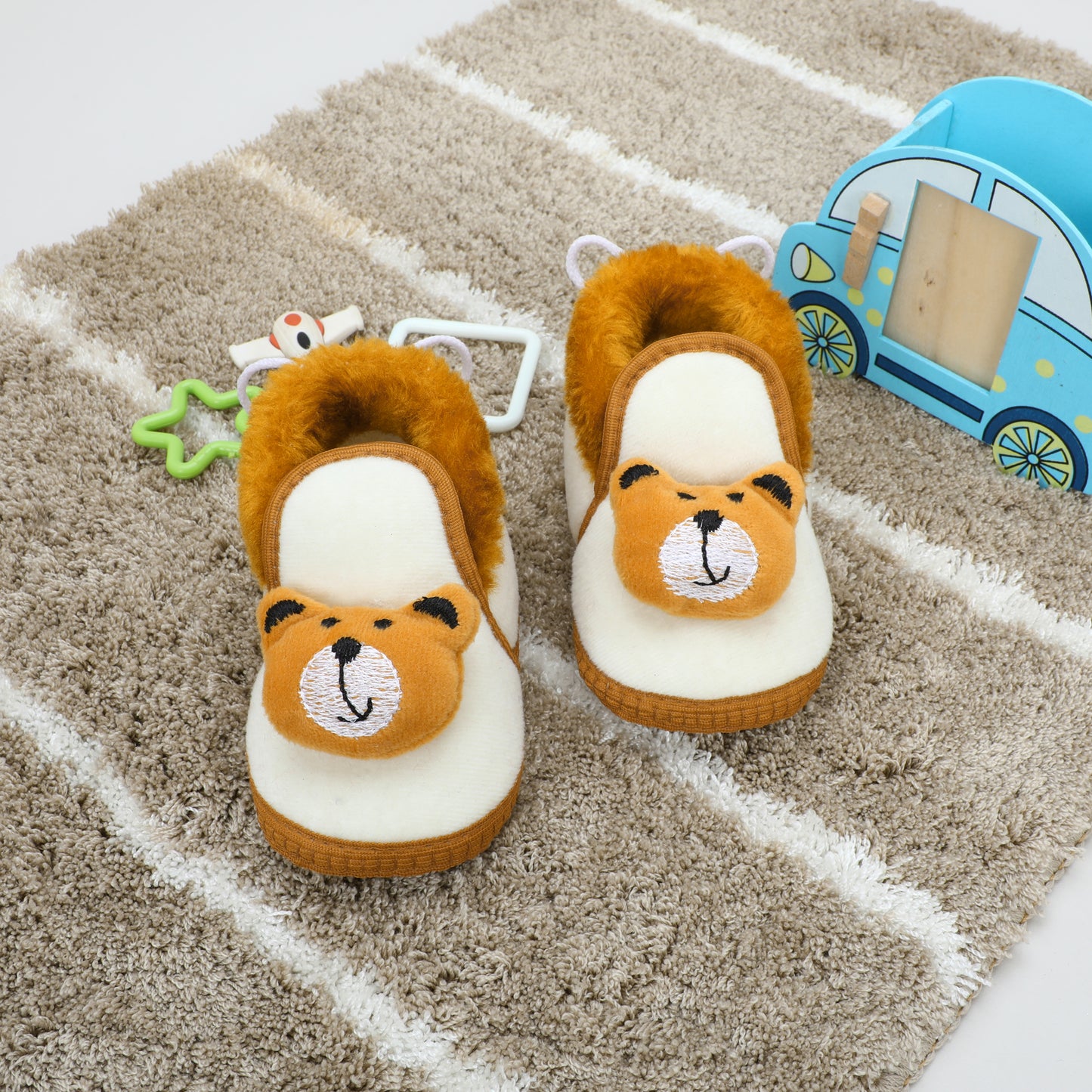 Multy Fur – Ultra Cozy Baby Booties with Furry Warmth