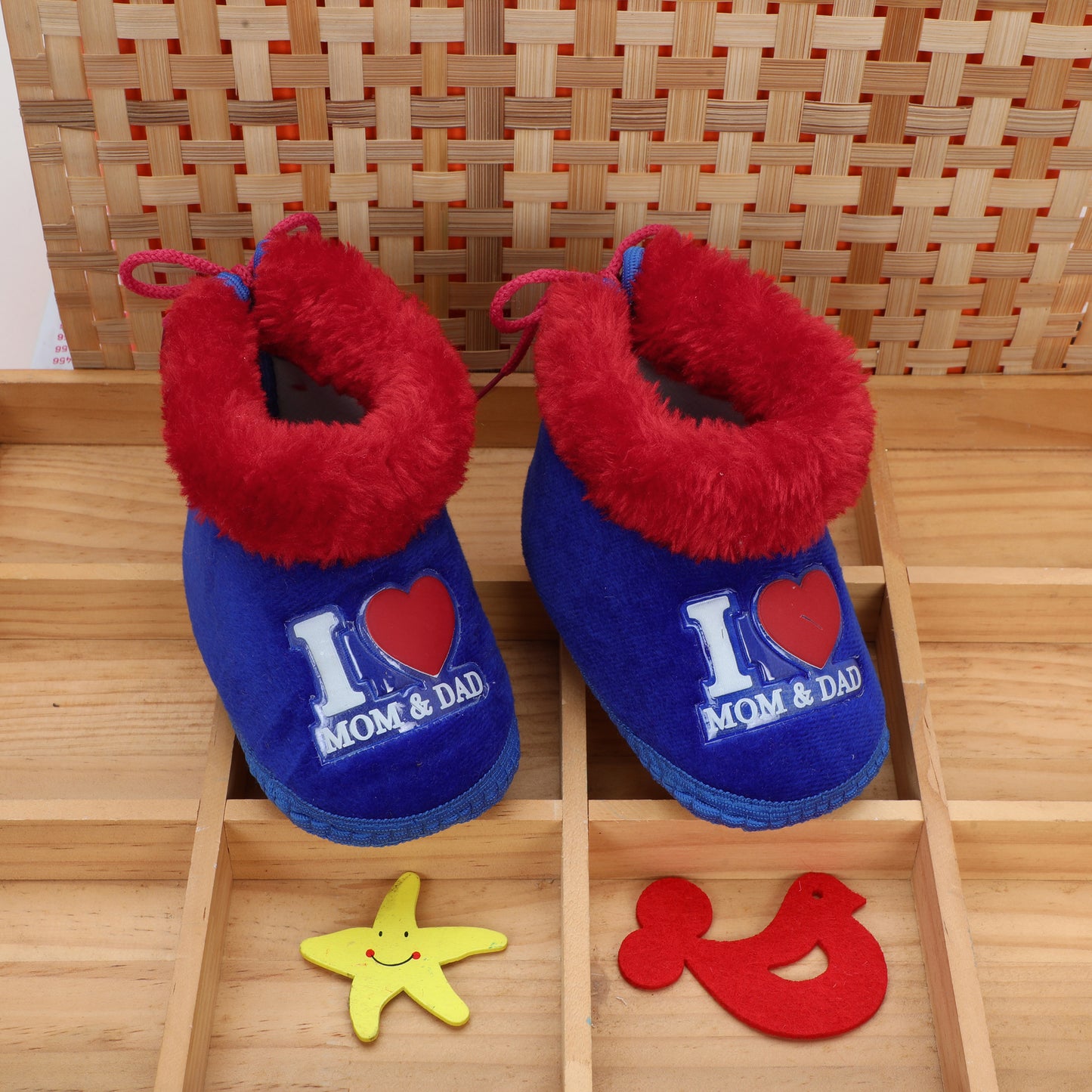 I Love Mom – Baby Booties