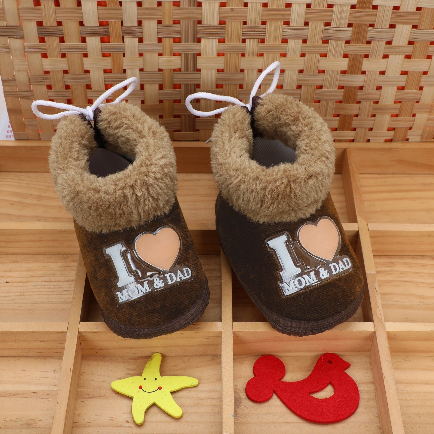 I Love Mom – Baby Booties